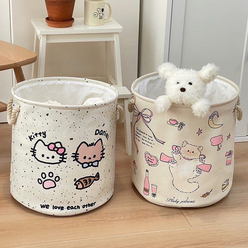 Creamy White Kitty Linen Storage Bag - Foldable, Water-Resistant, Durable for Clothes and Toys