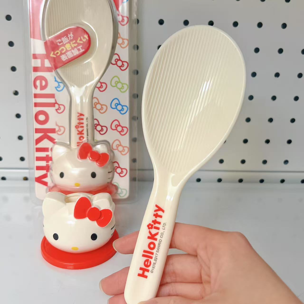 Hello Kitty Standing Rice Scoop