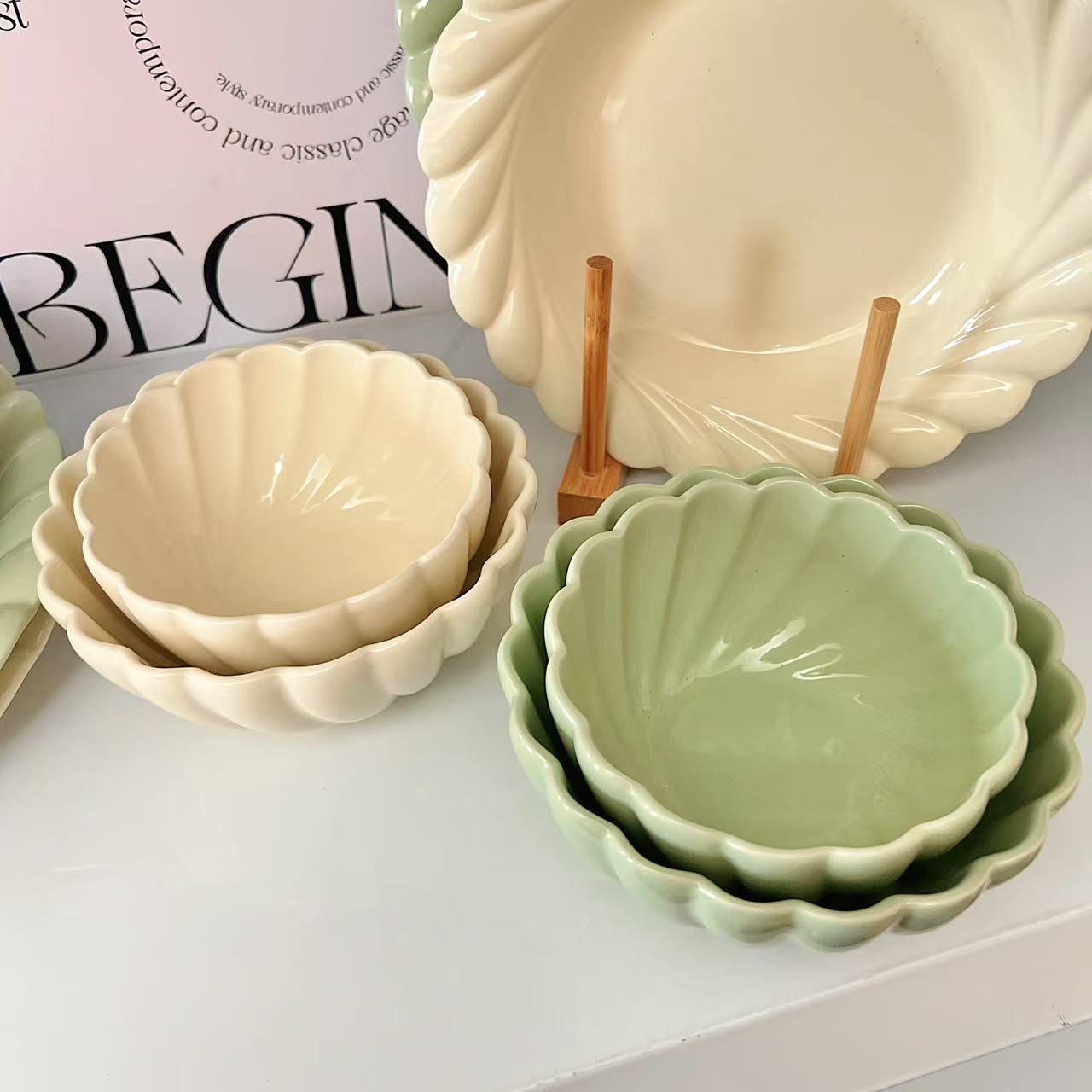 Pastel Spring Dinnerware Set – Cream & Green