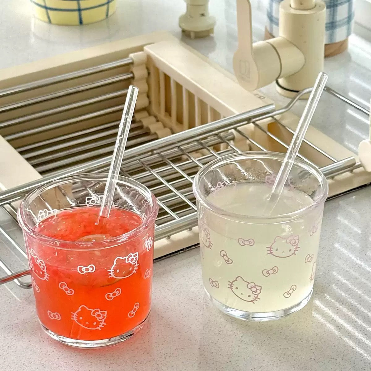 Kitty Short Glass Tumbler with Glass Straw – 400ML