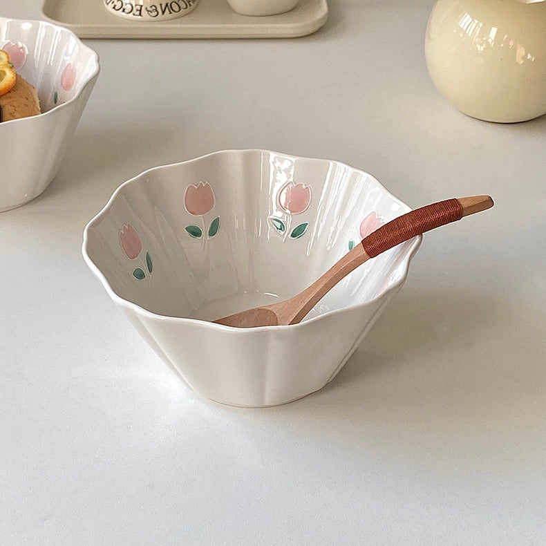Hand-Painted Tulip Ceramic Bowl | 800ML Capacity, Microwave & Dishwasher Safe
