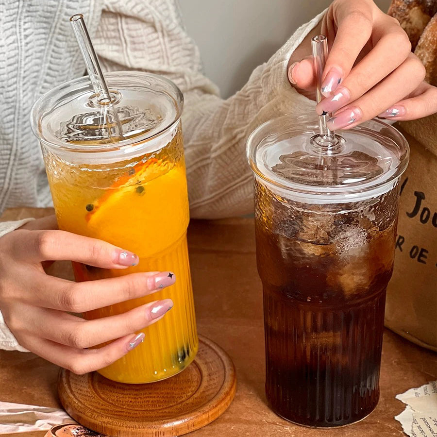 Hammered Texture Glass Cup with Straw, 600ML Capacity