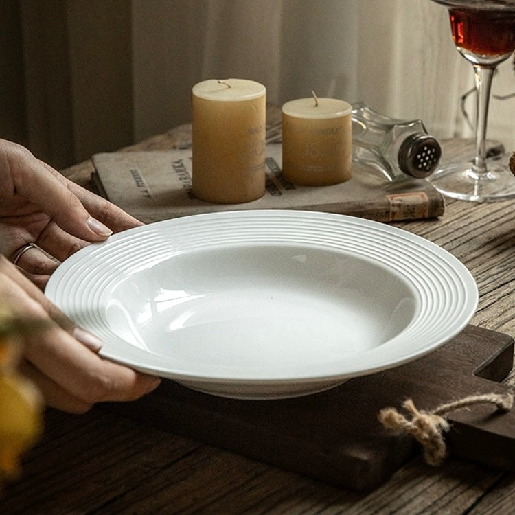 Elegant White Ceramic Pasta Plate – 8.5-Inch | Microwave & Dishwasher Safe