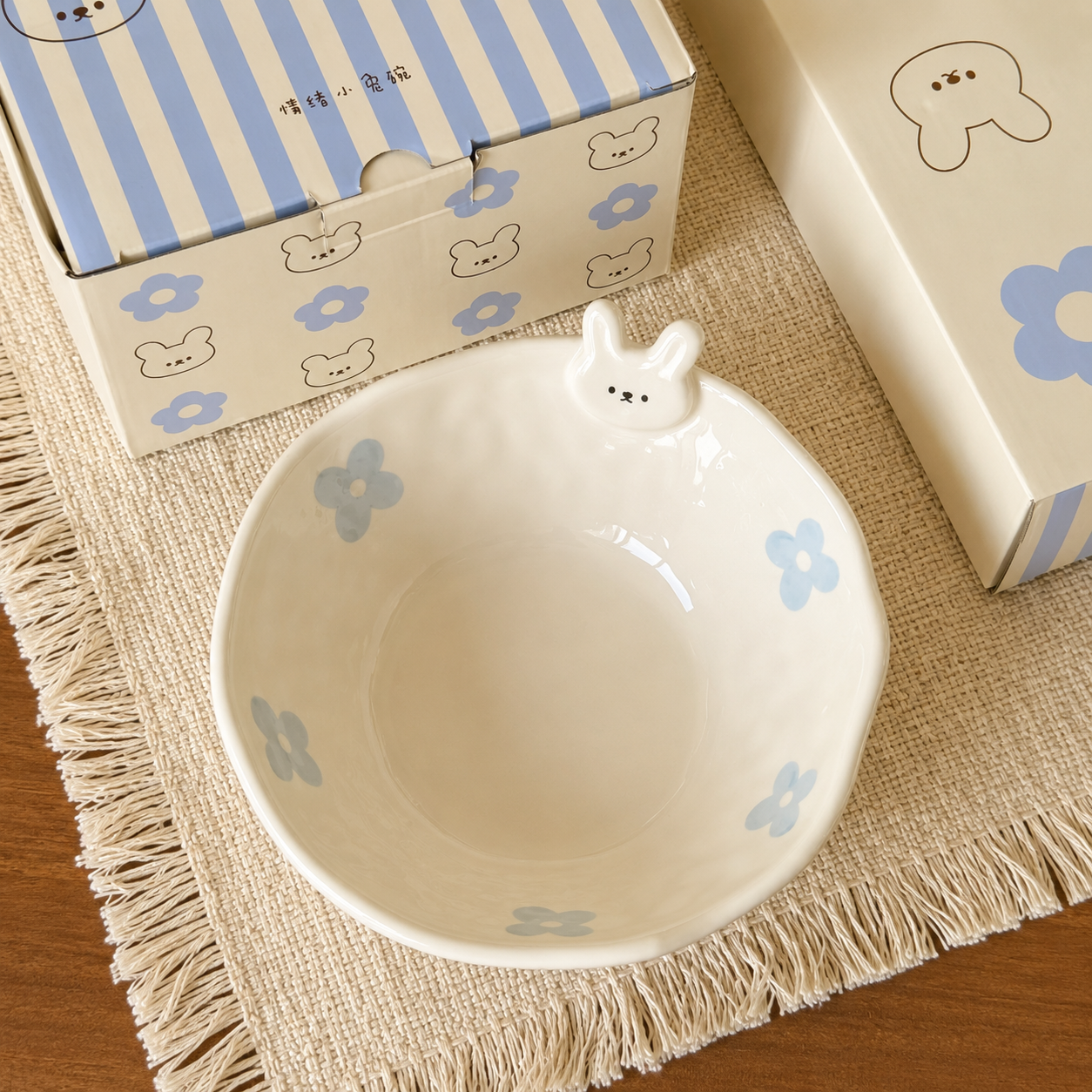 Hand-Painted Flower Bunny Ceramic Yogurt Bowl – 400ML