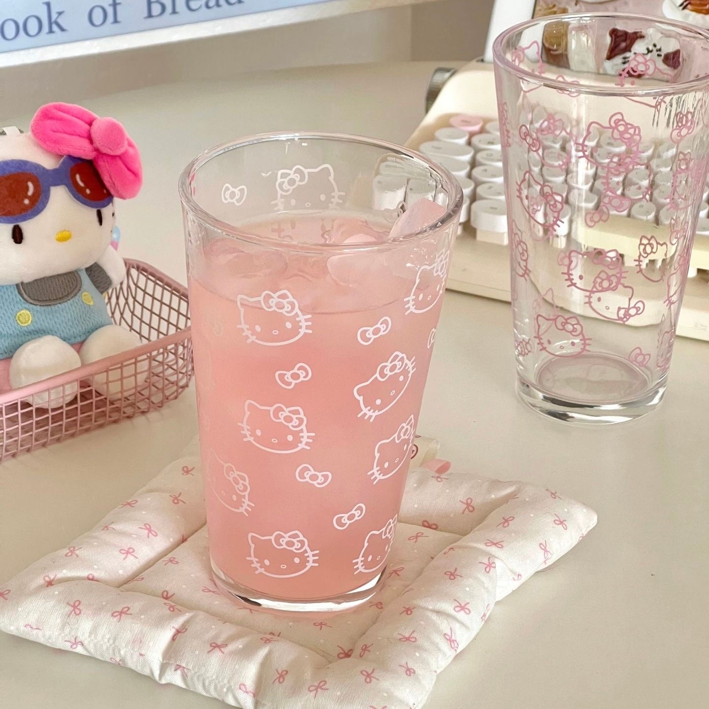 Cute Kitty Glass Cup – 450ML Capacity