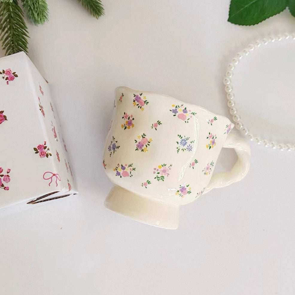 Vintage Floral Ceramic Mug – 400ML Capacity