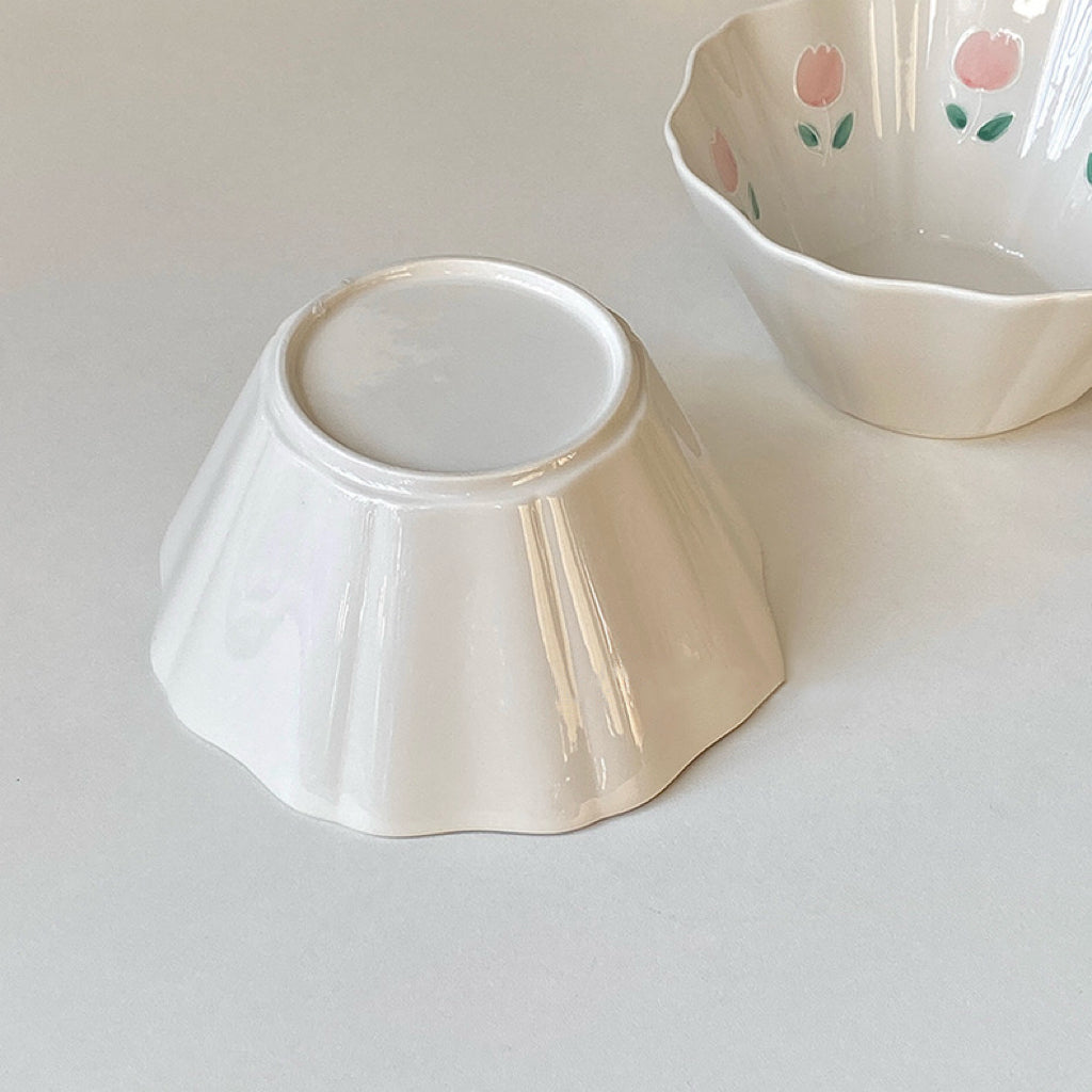 Hand-Painted Tulip Ceramic Bowl | 800ML Capacity, Microwave & Dishwasher Safe