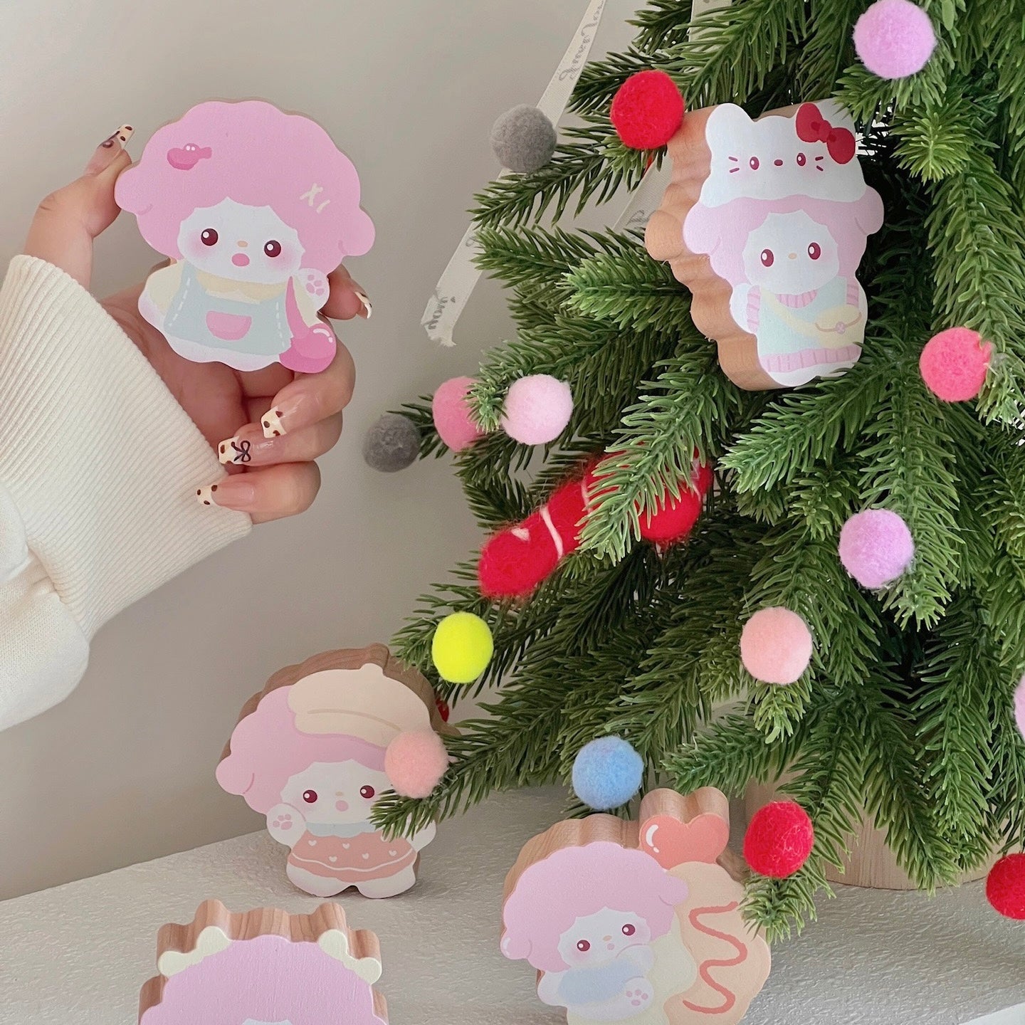 Pink Sheep Wooden Wall Hook - Strong Load-Bearing, Cute Decorative Organizer