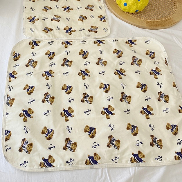 Waterproof Reusable Protective Bed Mat for Periods - 80x110cm