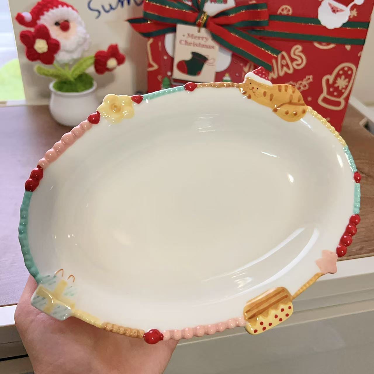Colorful Kitty Ceramic Oval Dessert Plate, 8.7-Inch | Christmas Gift