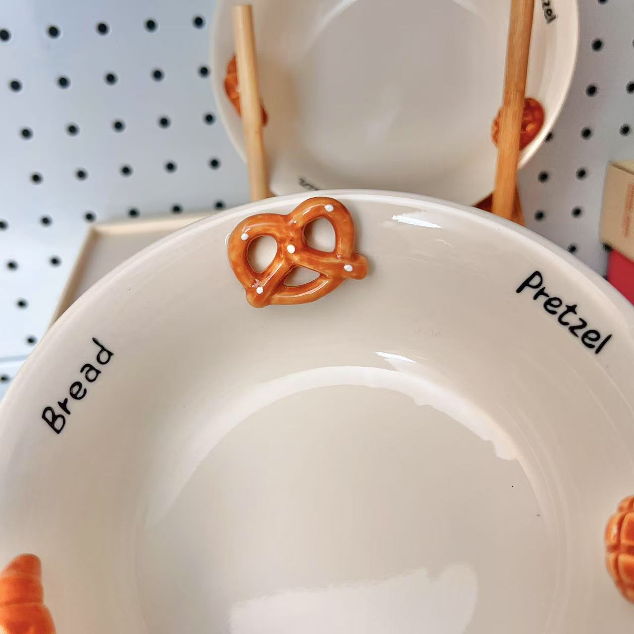 Hand-Painted 3D Bread Ceramic Yogurt Bowl