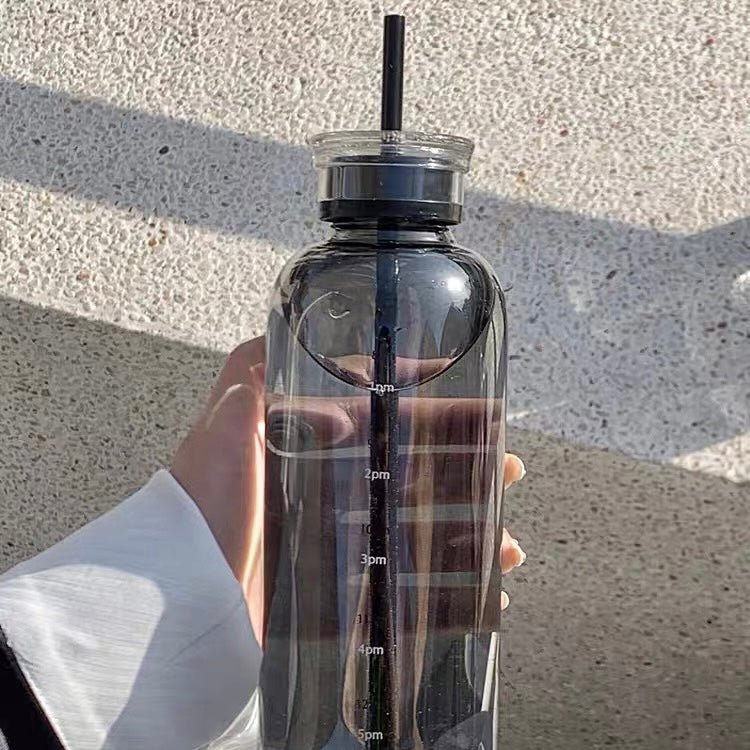 Black Color Time Scale Double-Lid Straw Cup, 450ML/750ML Capacity