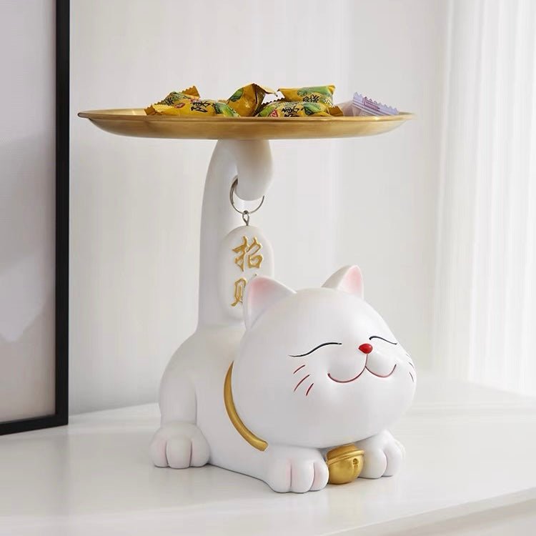 Lucky Cat Decor Piece | Symbolic Design for Prosperity and Well-Wishes - Wuli Home