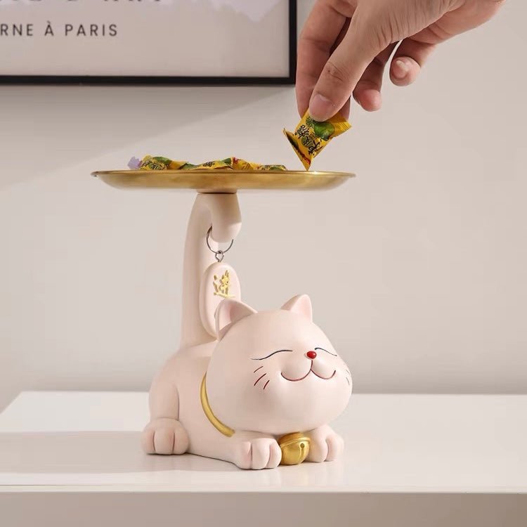 Lucky Cat Decor Piece | Symbolic Design for Prosperity and Well-Wishes - Wuli Home