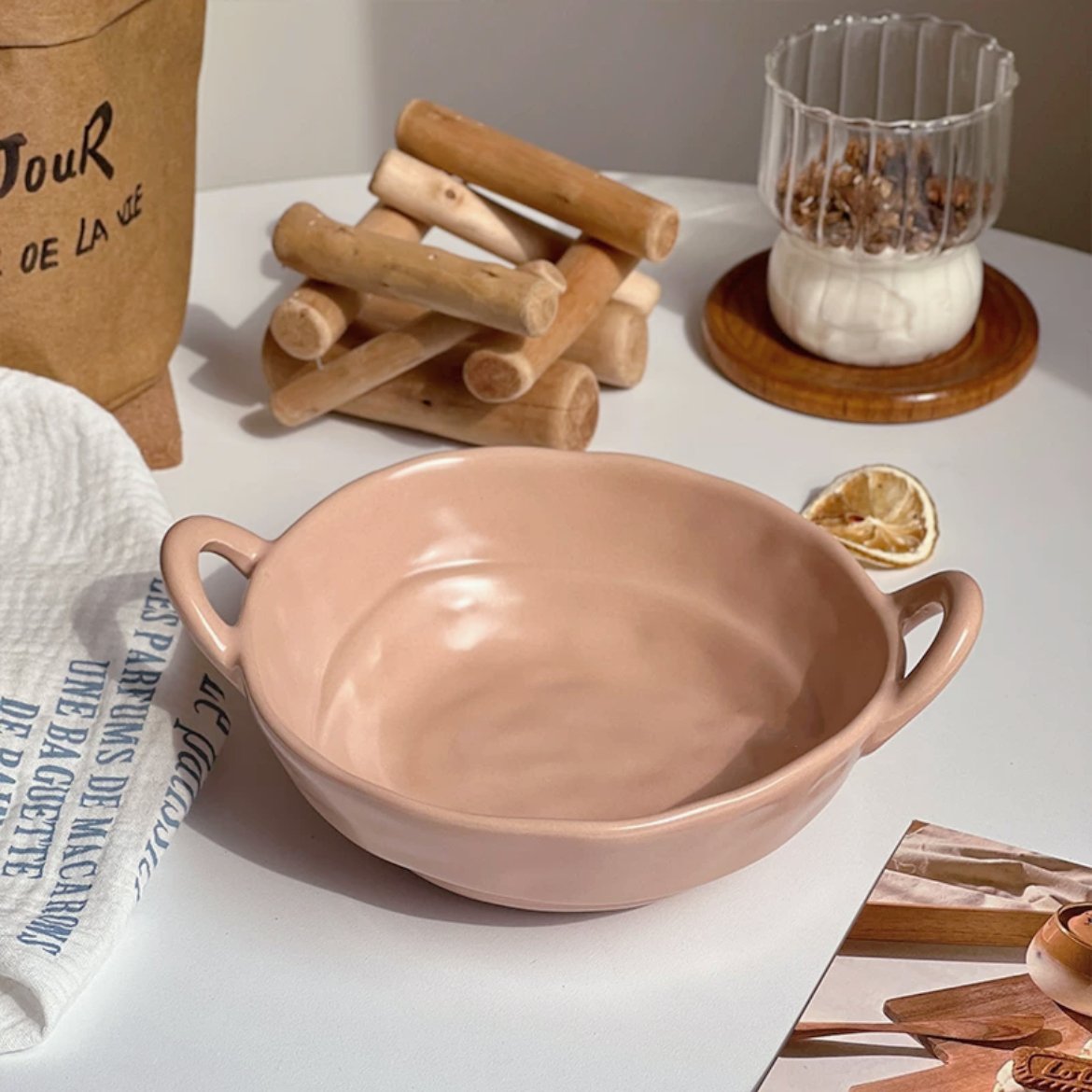 Macaron-Colored Ceramic Bowl with Double Handle - Four Colors Available - Wuli Home
