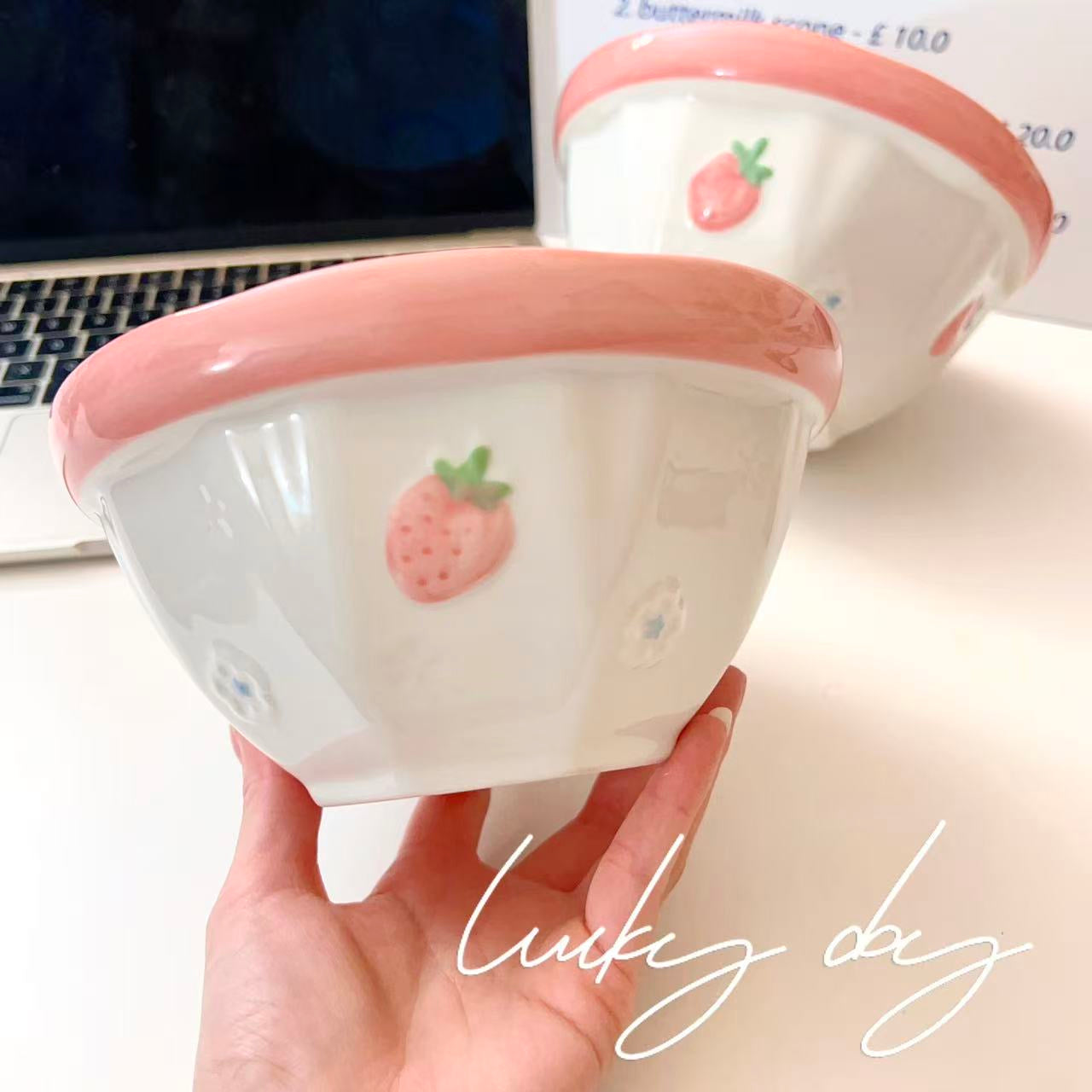 Pink Strawberry Ceramic Noodle Bowl – 800ML