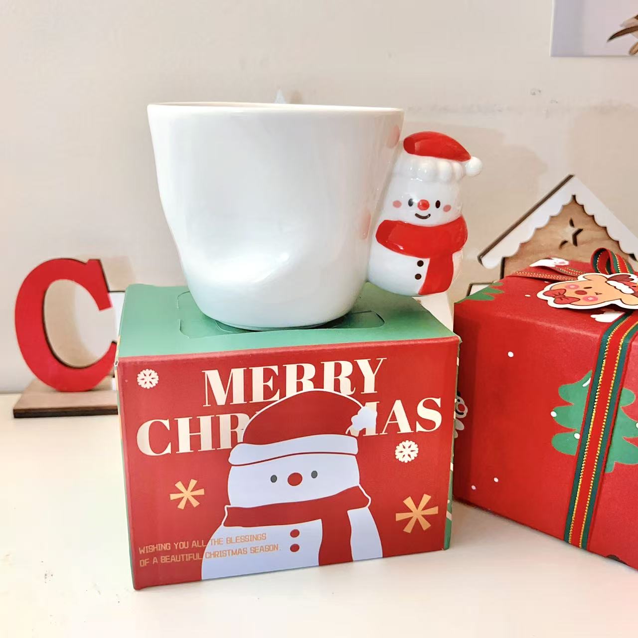 Hand-painted Christmas ceramic mug with 3D snowman on handle and festive gift box, 300ML