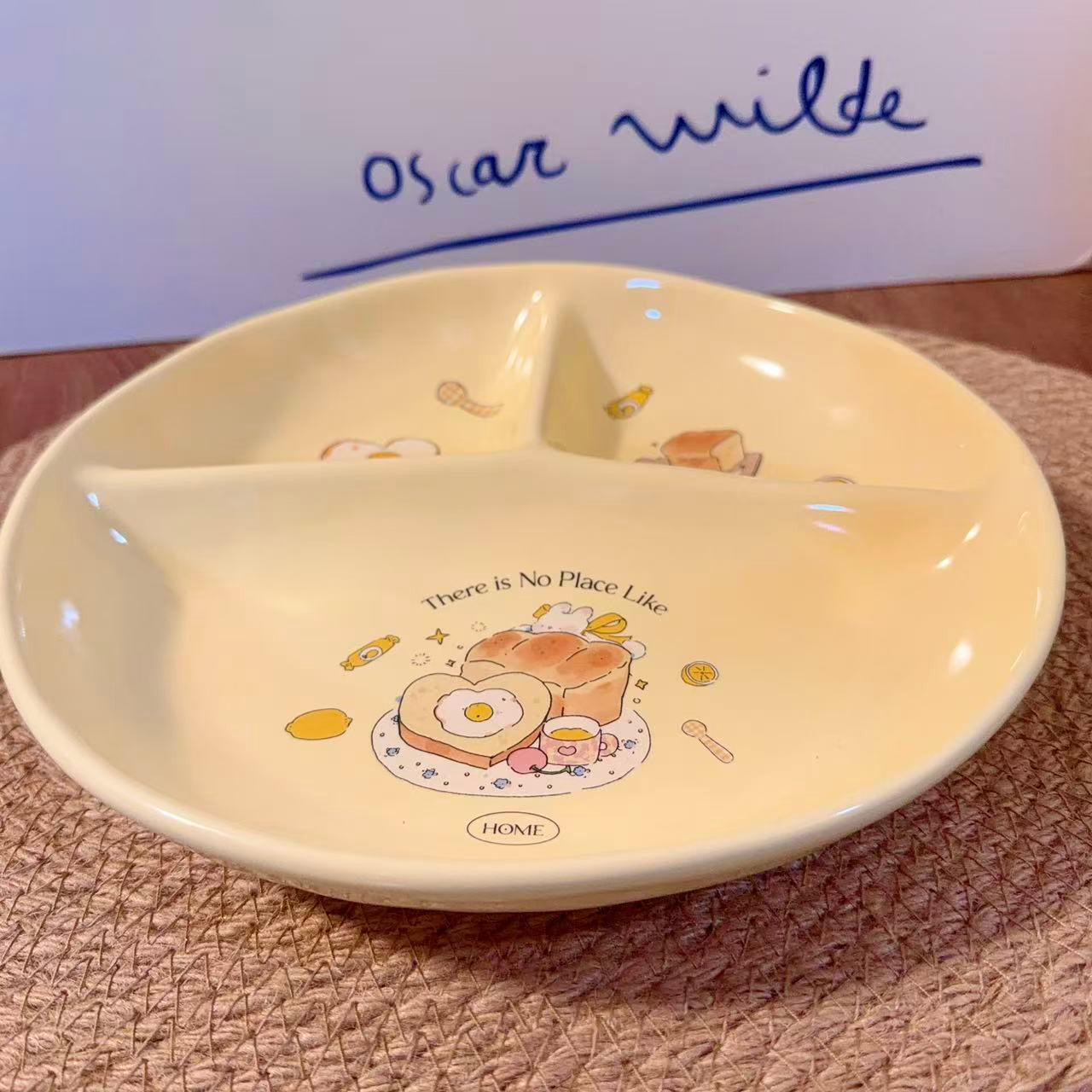 Bread & Bagel Bunny Ceramic Divided Plate, 9.2-Inch