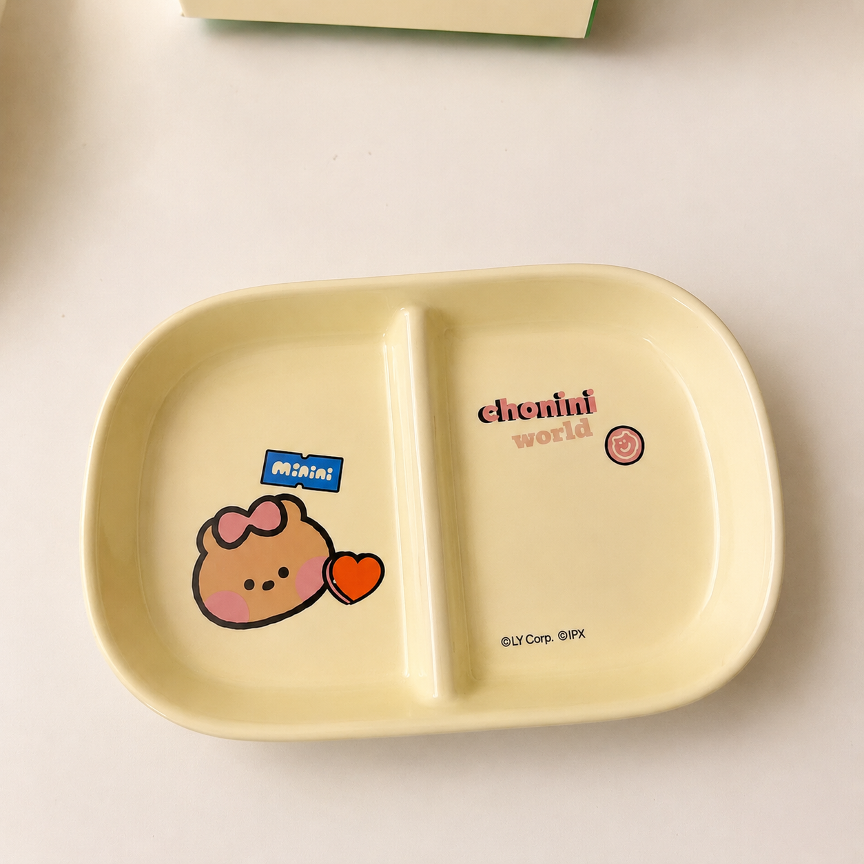 Brown Bear Family Ceramic Divided Plate – Official Collaboration, 9.4-Inch