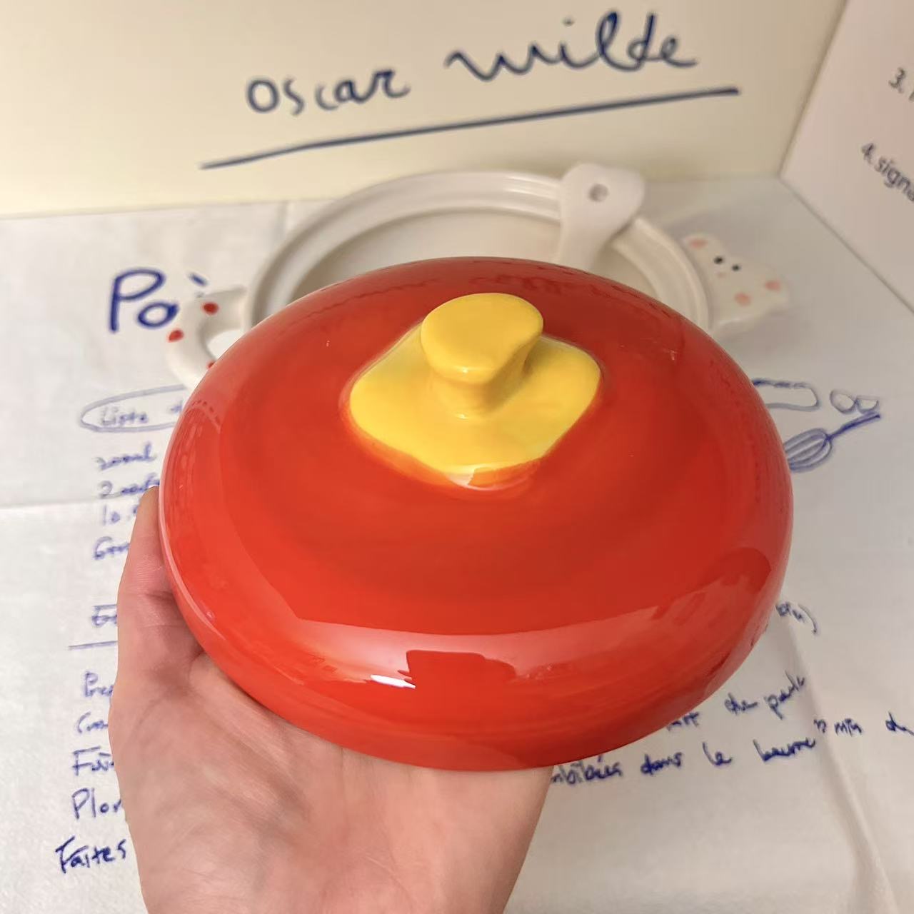 Tomato Bunny Ceramic Ramen Bowl with Lid and Spoon, 500ML