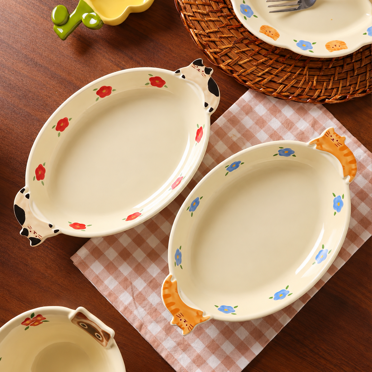 Cats & Flowers Ceramic Oval Dessert Plate with Handles, 8-Inch