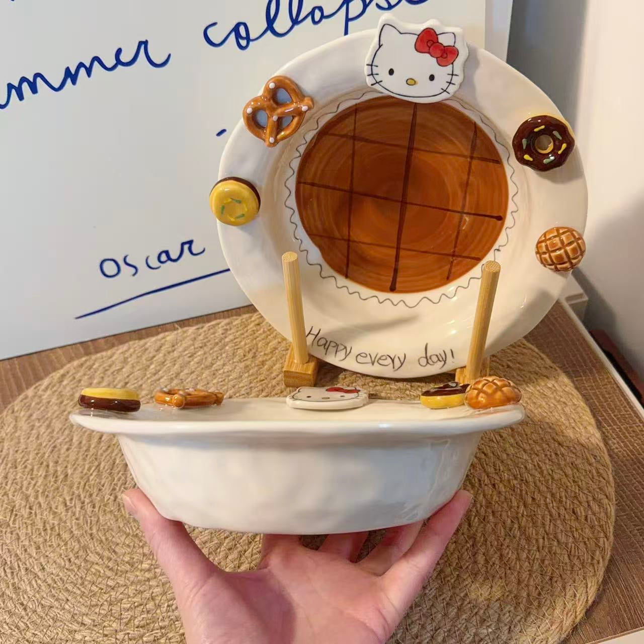 Caramel Kitty Hand-Painted Ceramic Deep Plate, 8.2-Inch