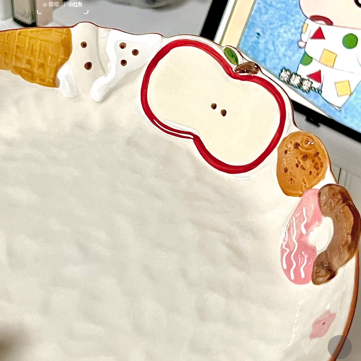 Hand-Painted Apple Embossed Ceramic Plate