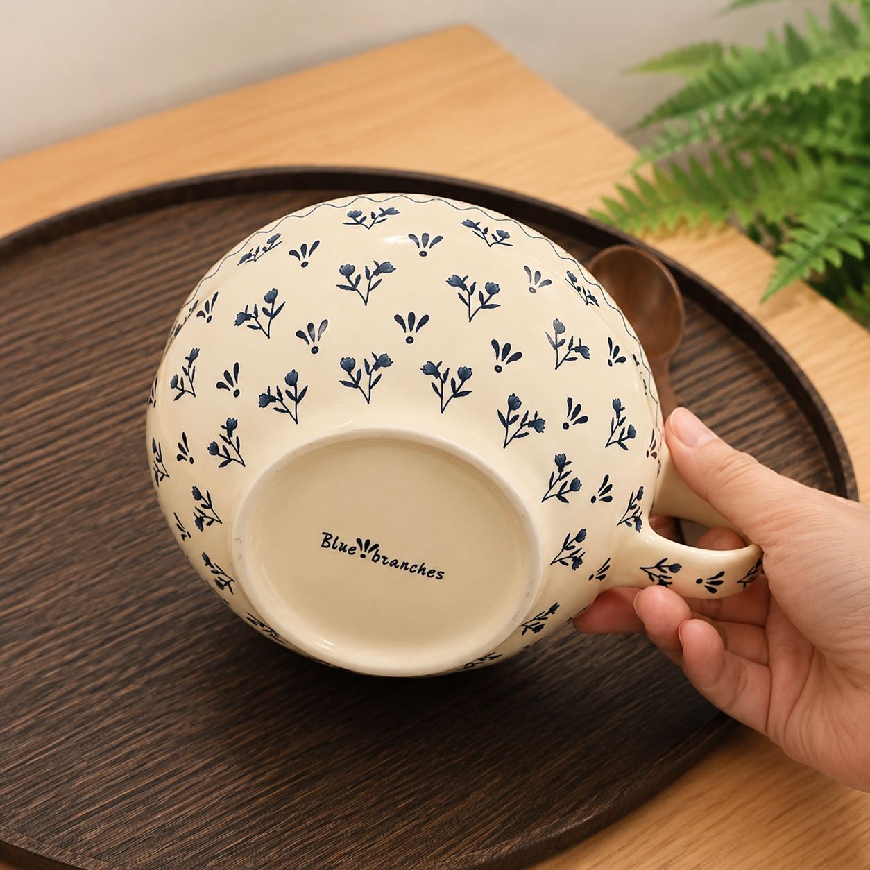 Cottage-Style Blue Floral Ceramic Bowl with Handle - 600ML