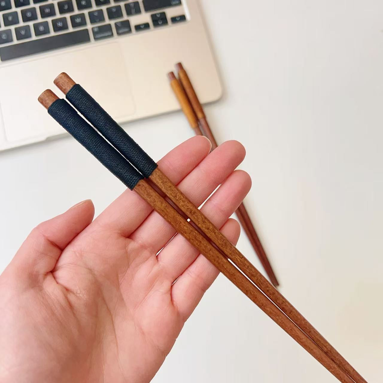 Japanese Style Wooden Chopsticks with Wrapped Handle