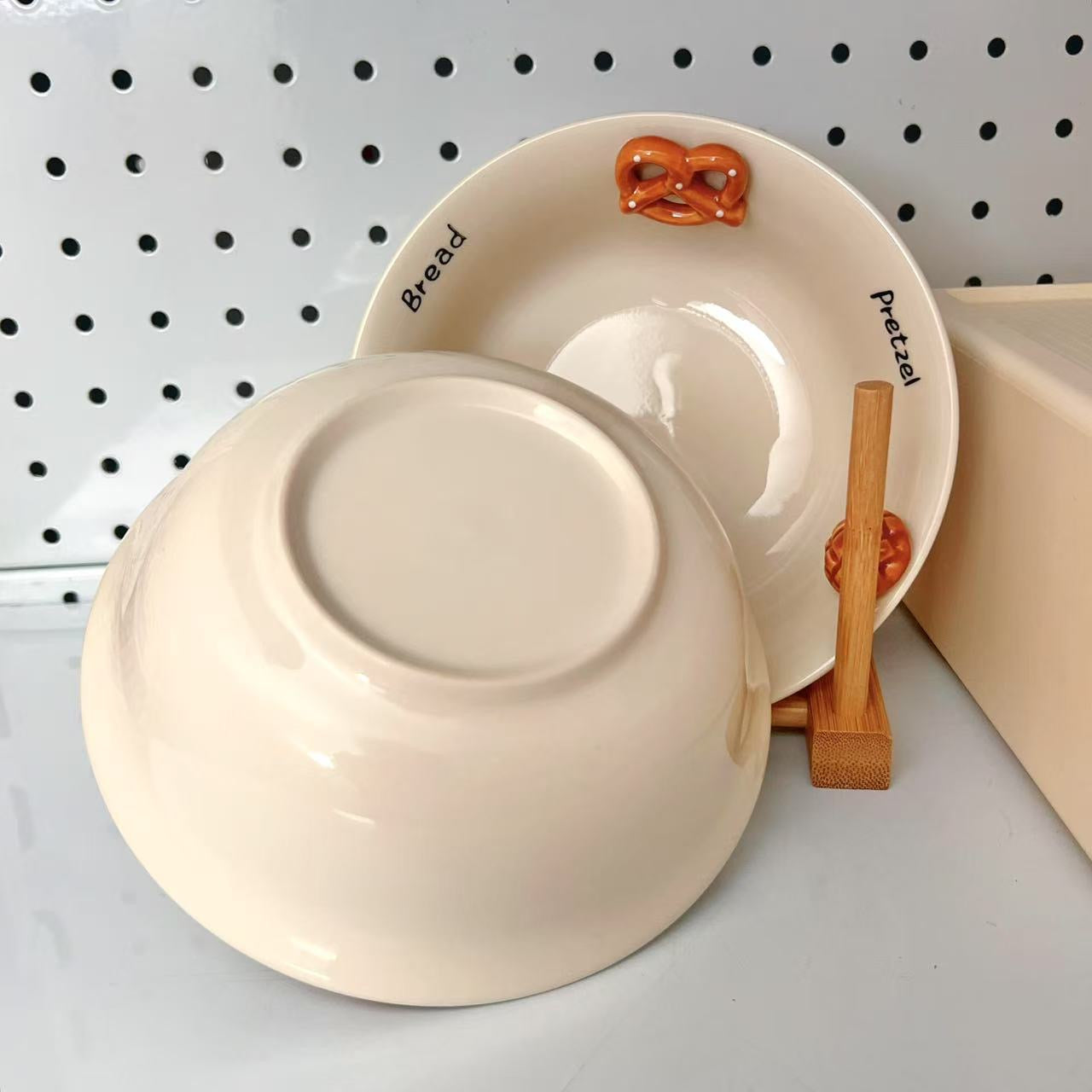 Hand-Painted 3D Bread Ceramic Yogurt Bowl