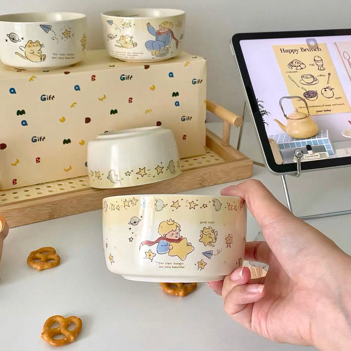 Star prince ceramic bowl set of 4 in cream gift box with alphabet pattern
