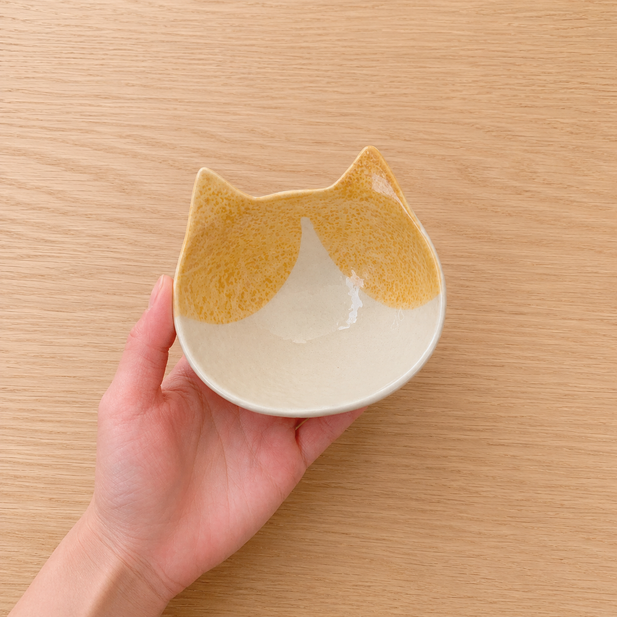 Cat-Shaped Ceramic Mini Bowl – 200ML