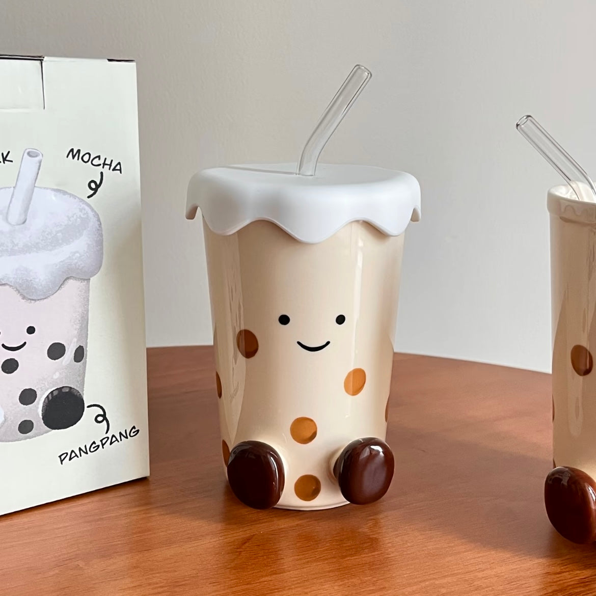 Cute Footed Ceramic Straw Mug with Lid - 450ML