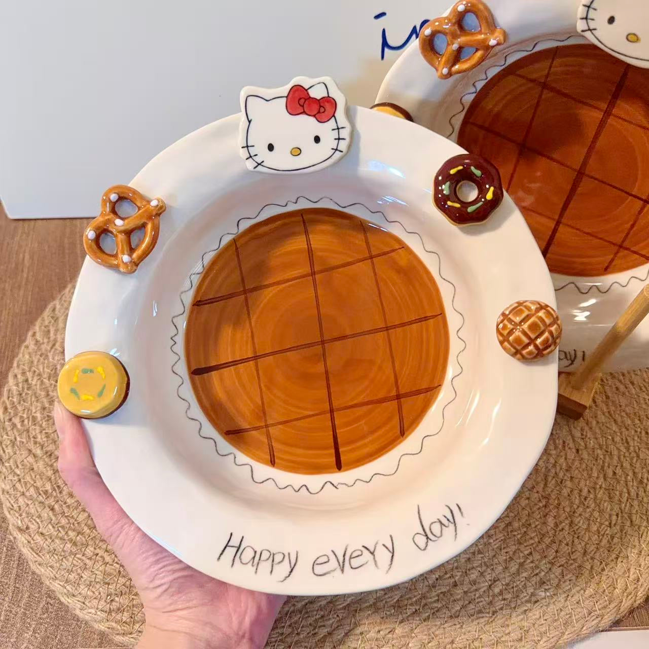 Caramel Kitty Hand-Painted Ceramic Deep Plate, 8.2-Inch