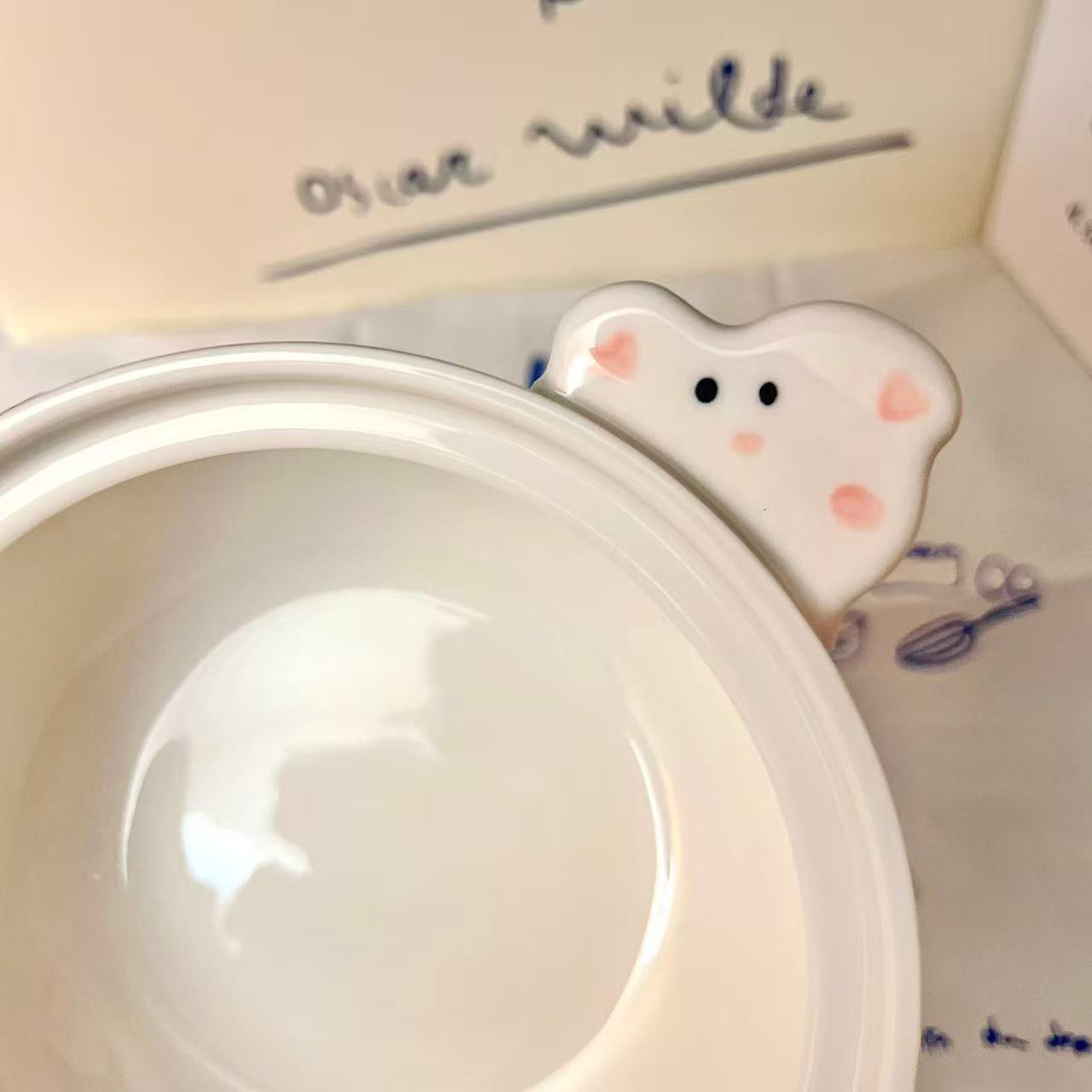 Tomato Bunny Ceramic Ramen Bowl with Lid and Spoon, 500ML