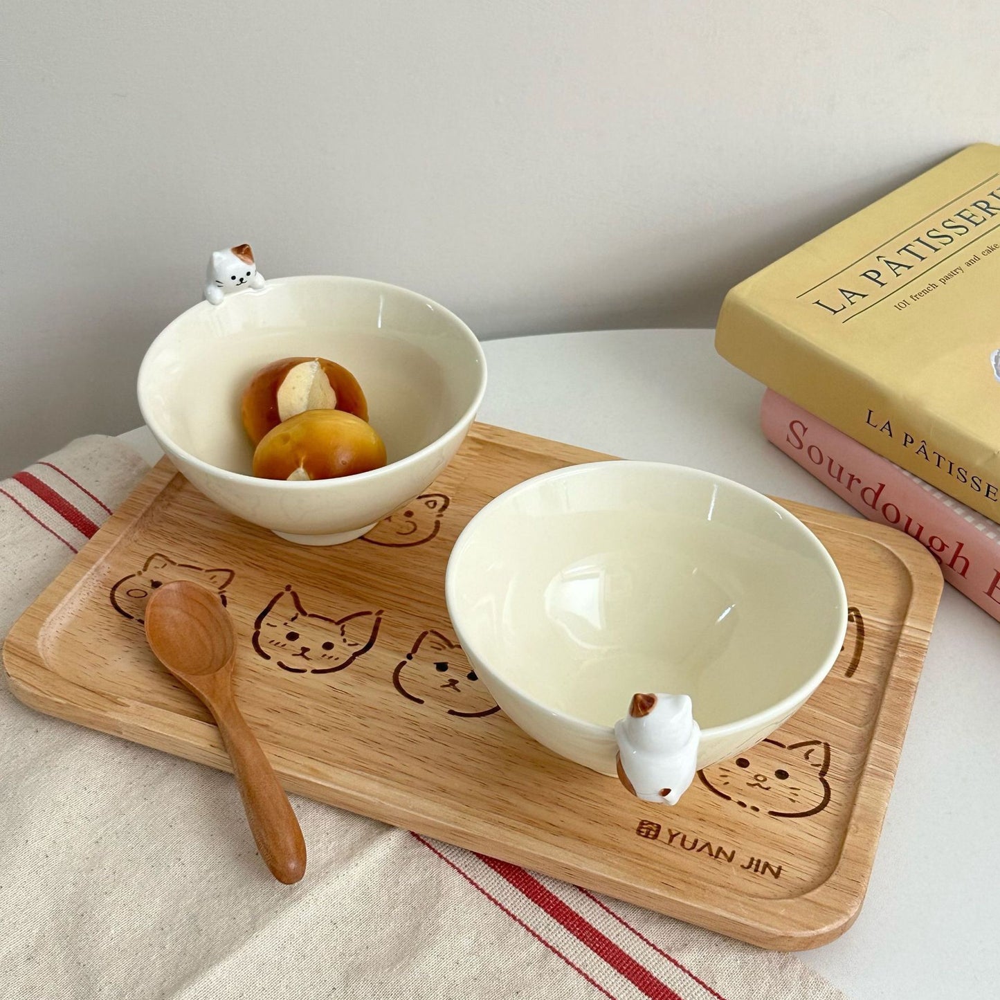 Hand-Painted 3D Cat Ceramic Bowl, 300ML Capacity