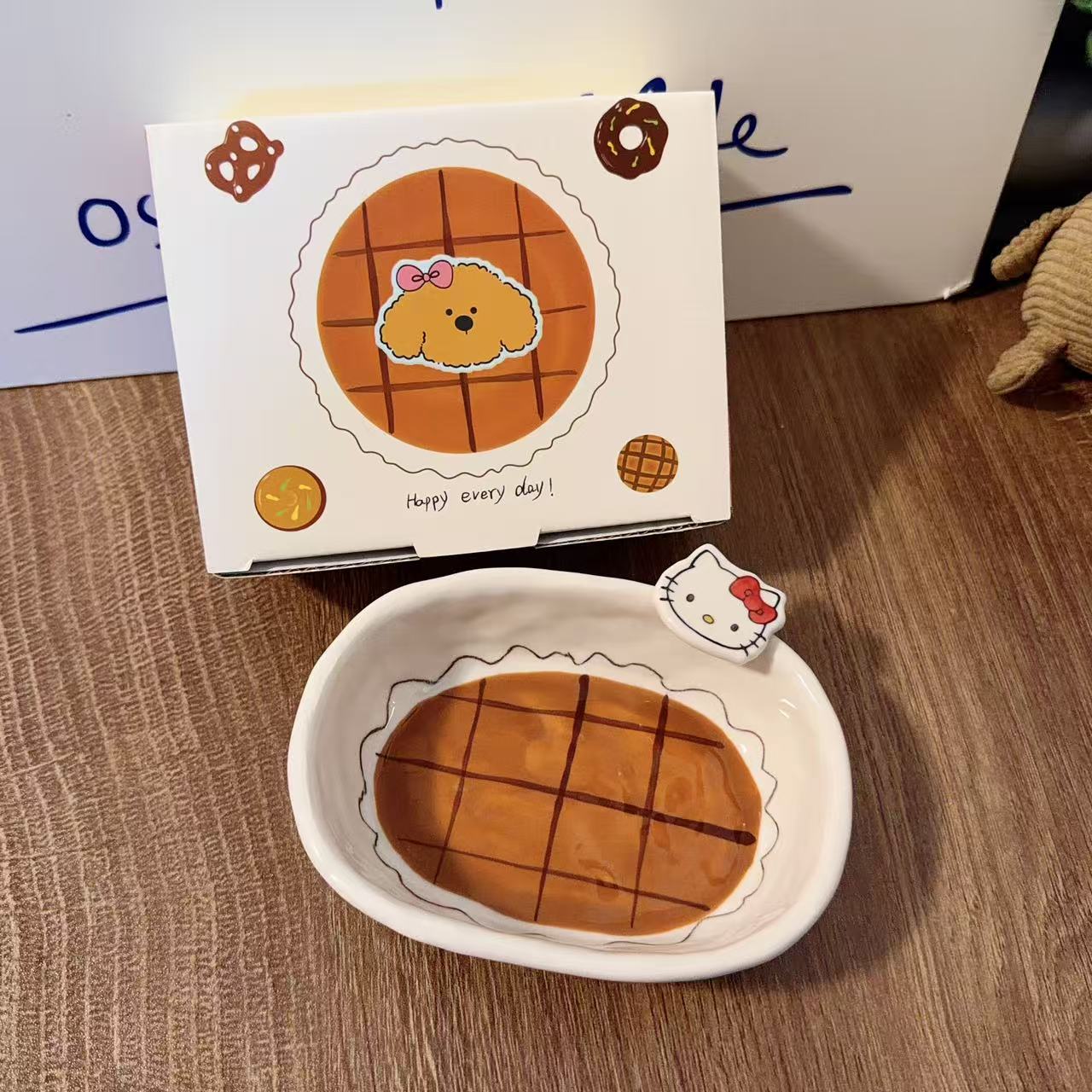 Hand-Painted Caramel Kitty Ceramic Oval Bowl - 175ML