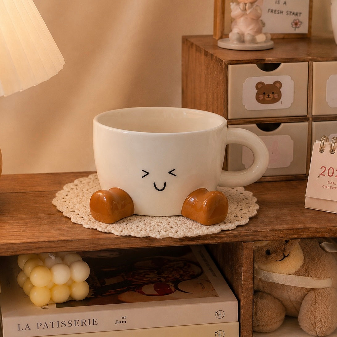 Smiley Face Little Legs Ceramic Mug – 300ML
