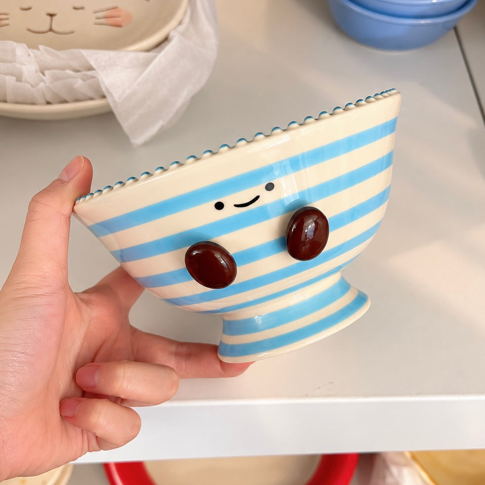 Hand-Painted Blue Cocoa Bean Ceramic Footed Bowl – 550ML