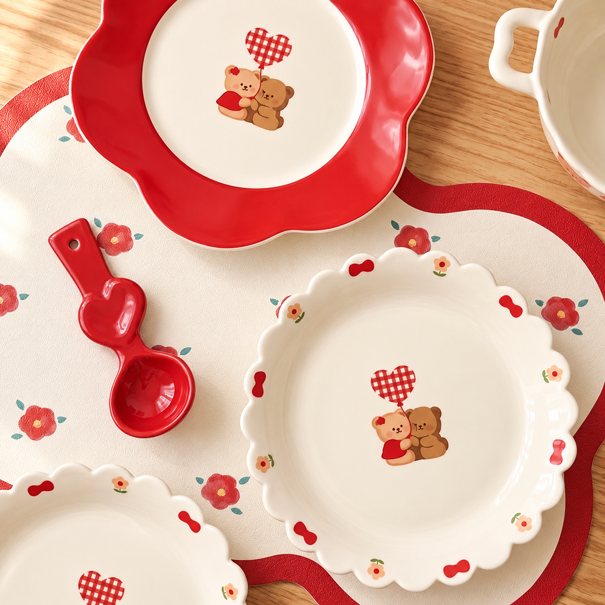 Sweetheart Bear Ceramic Tableware Gift Set – Set of 9