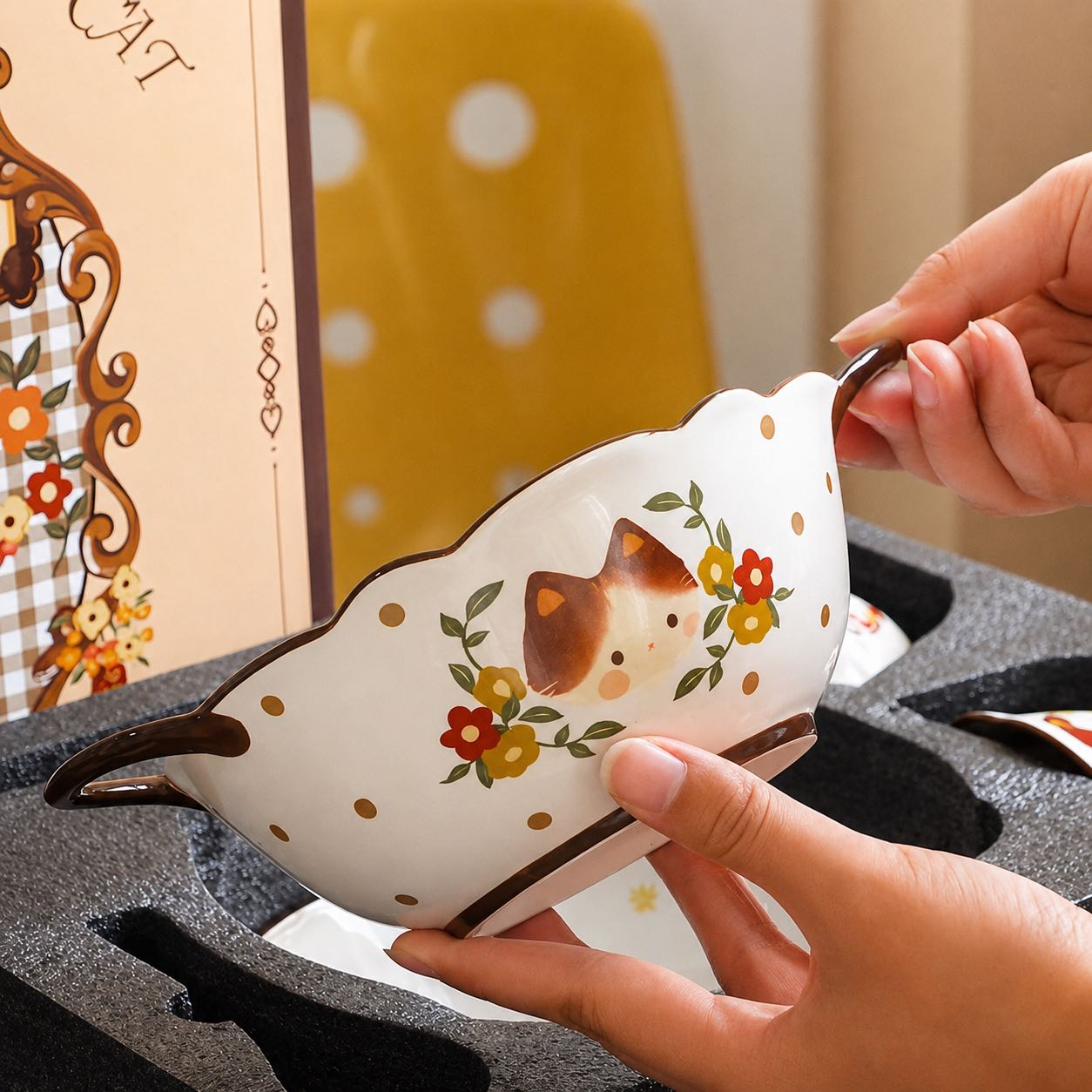 Retro Modern Cat Ceramic Dinnerware Gift Set - Set of 9