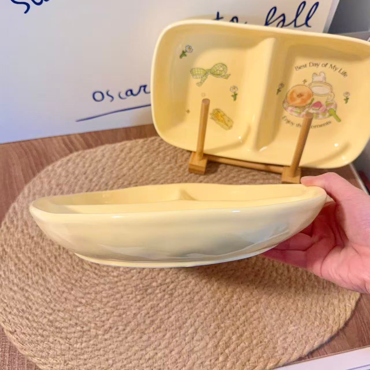 Bread & Bagel Bunny Ceramic Divided Plate, 9.2-Inch