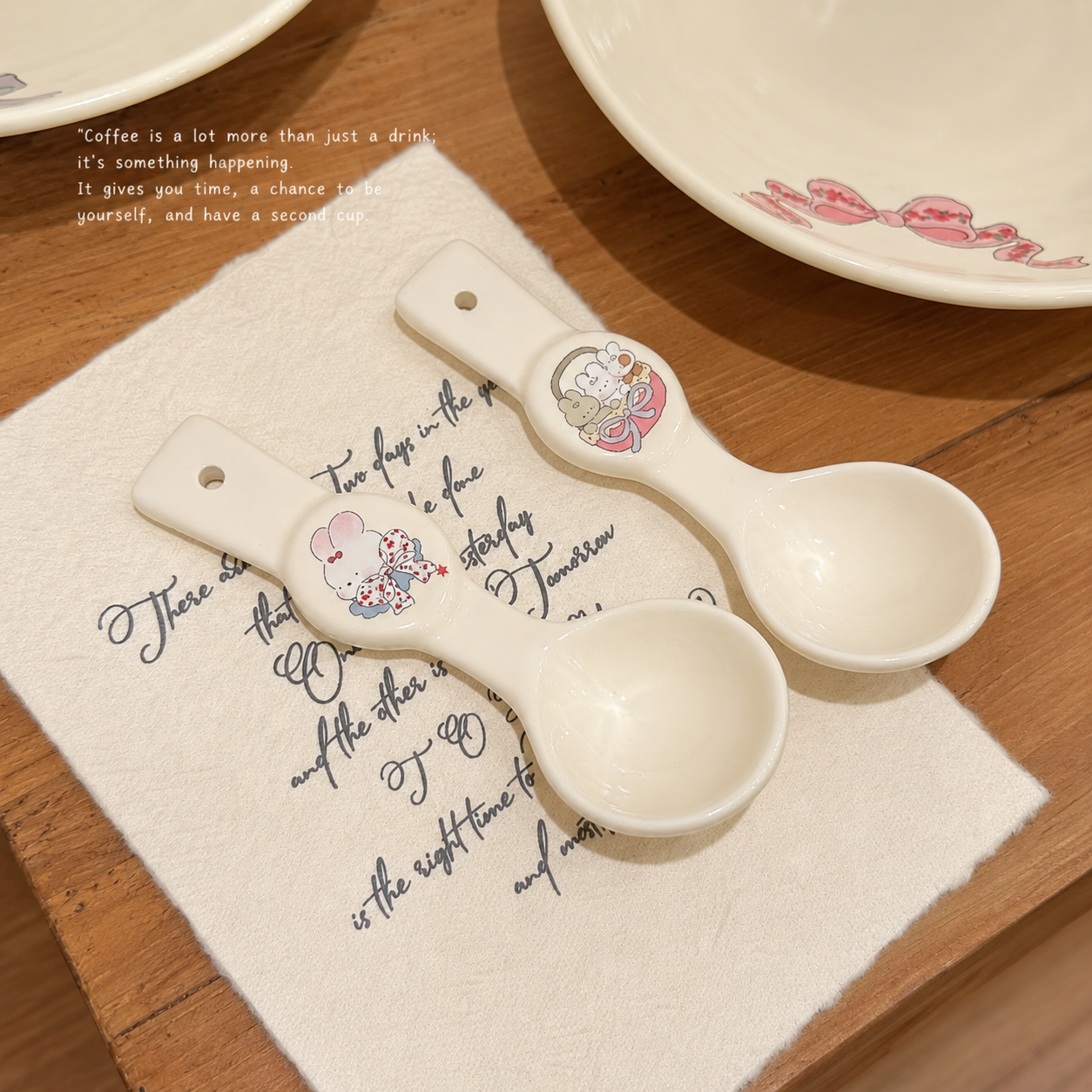 Bow Bunny Handle Ceramic Yogurt Bowl with Spoon – 350ML