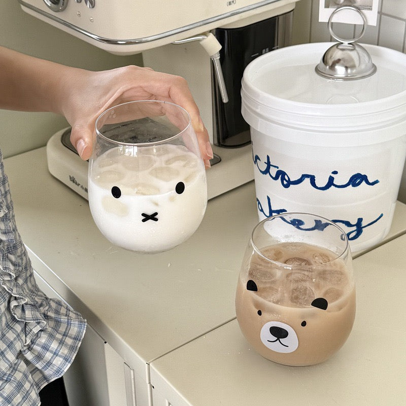 Cute bear and bunny round belly glass cups with iced drinks, 450ML capacity