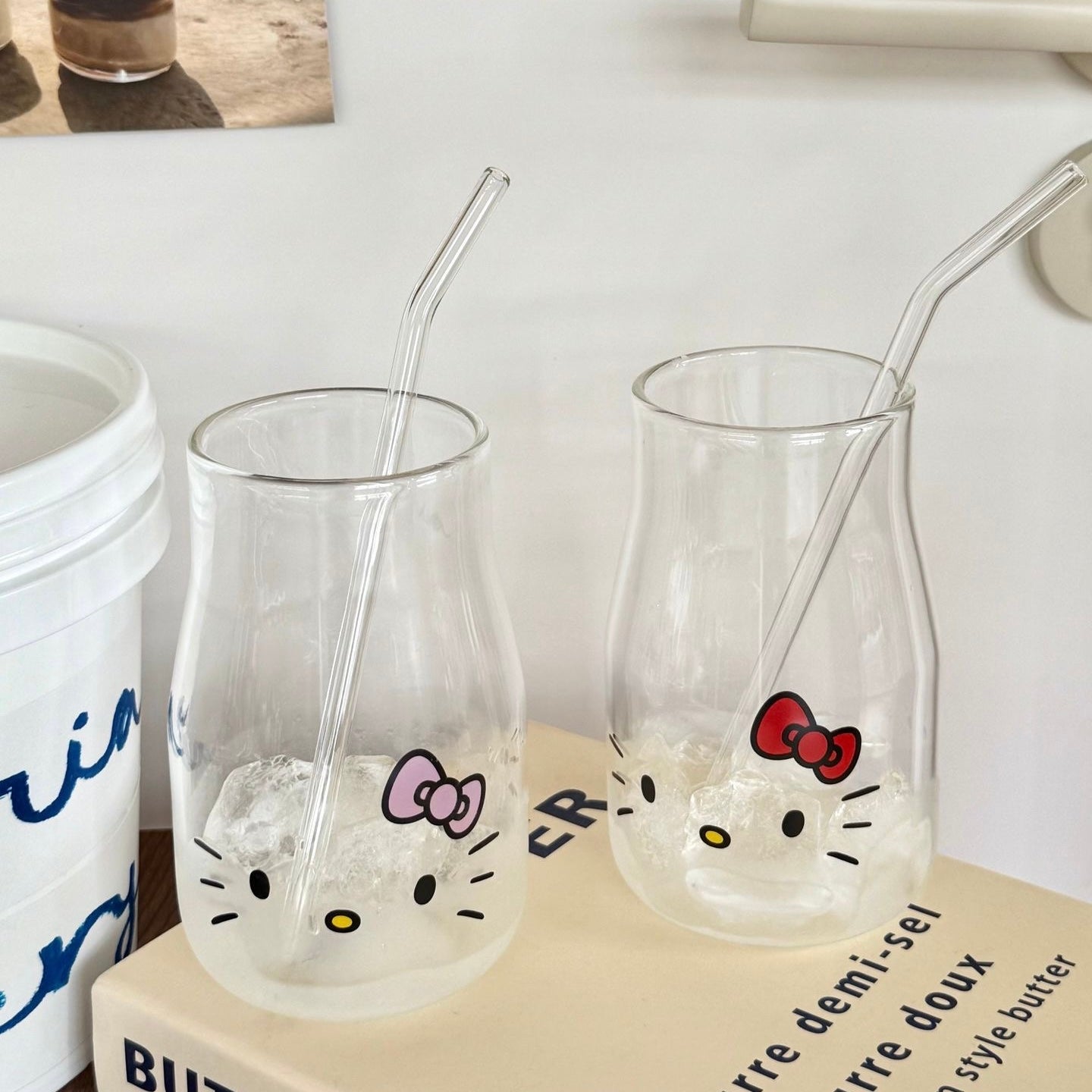 Cute Kitty Glass Pitcher with Straw, 450ML