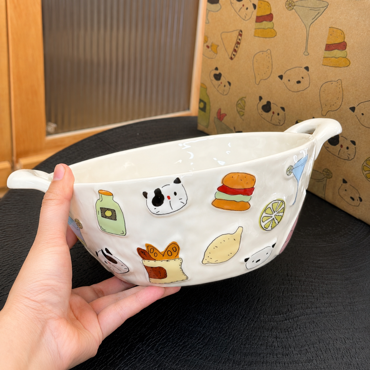 Embossed Doodle Cat Double-Handle Ceramic Soup Bowl – 1400ML