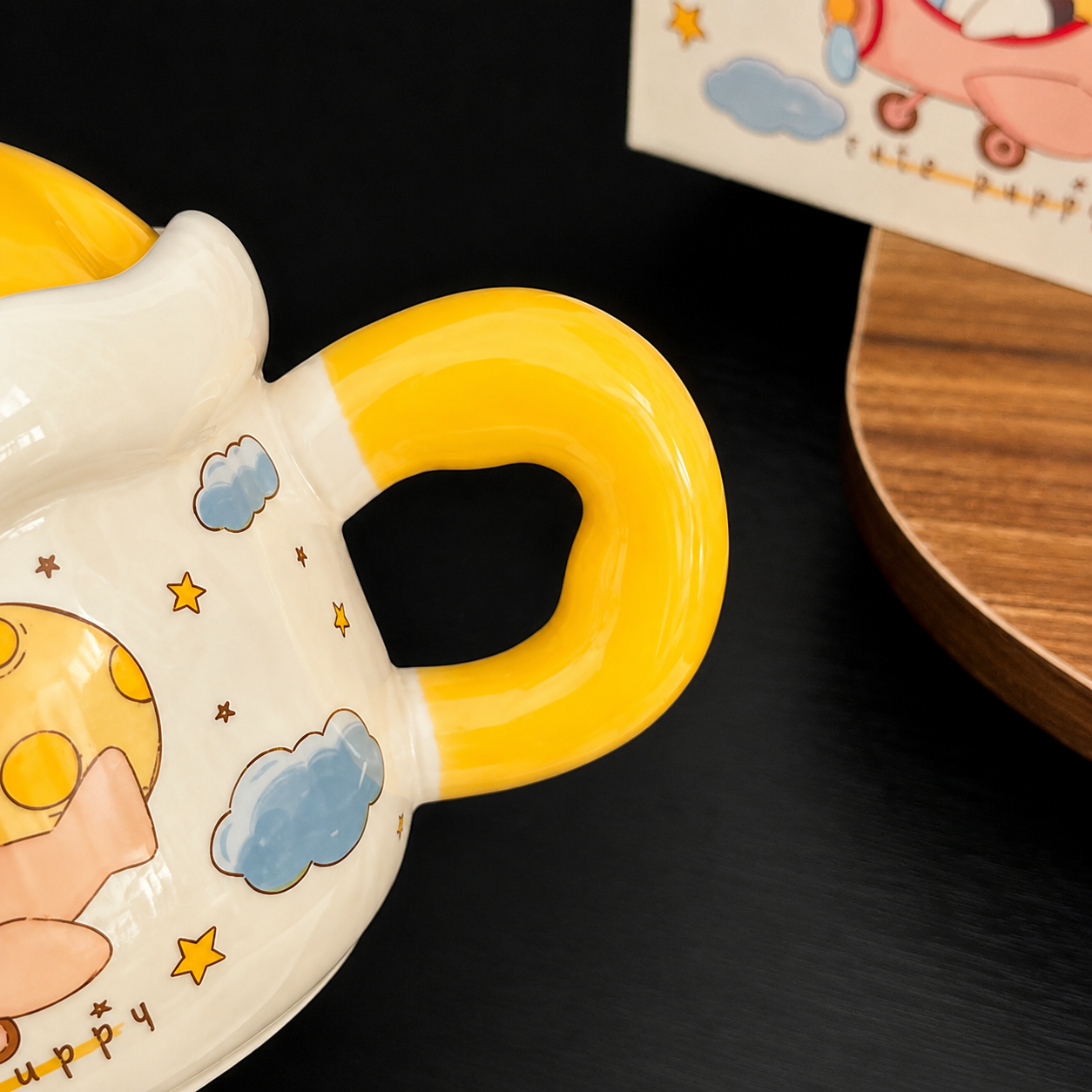 Star Traveller Kawaii Ceramic Mug with Lid – 450ML