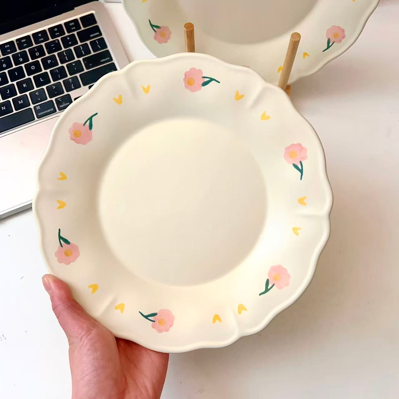 Creamy White Floral Ceramic Plate, 8.5-Inch