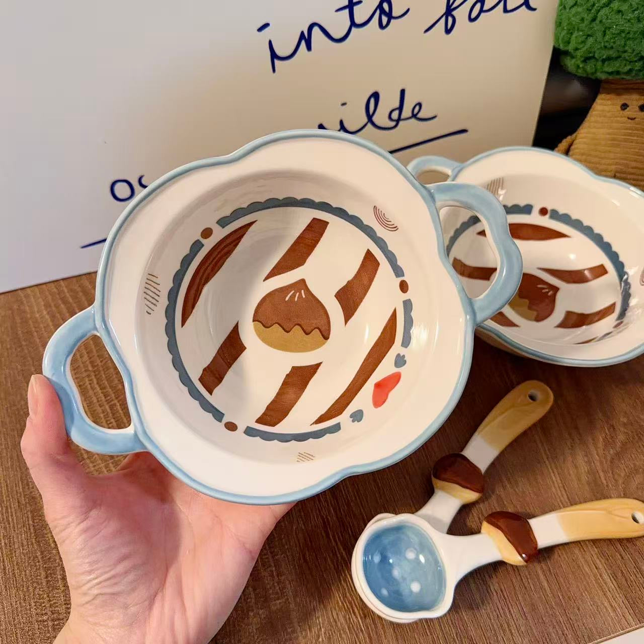 Cute Chestnut Ceramic Bowl with Handles & Spoon Set - 350ML