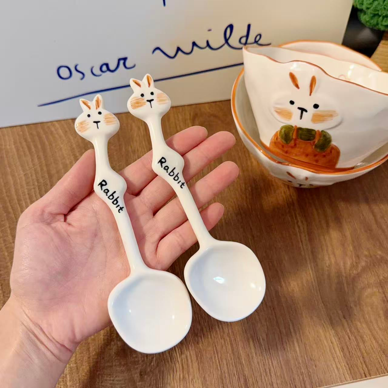 Hand-Painted Rabbit Ceramic Yogurt Bowl with Spoon - 400ML